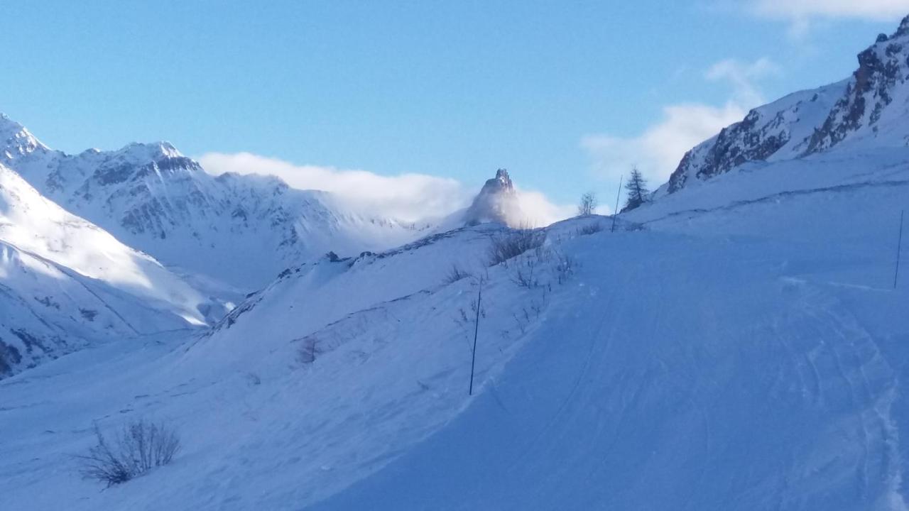 Aiguille Noire Hotel Валоар Екстериор снимка